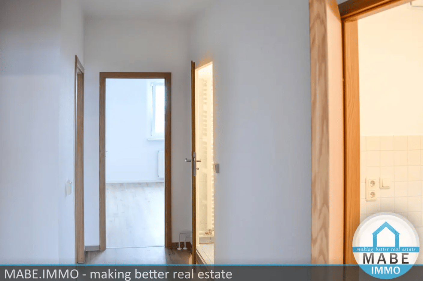 Sanierte 3-Zimmer-Wohnung mit Balkon! – Cölpin – Vorschaubild 9