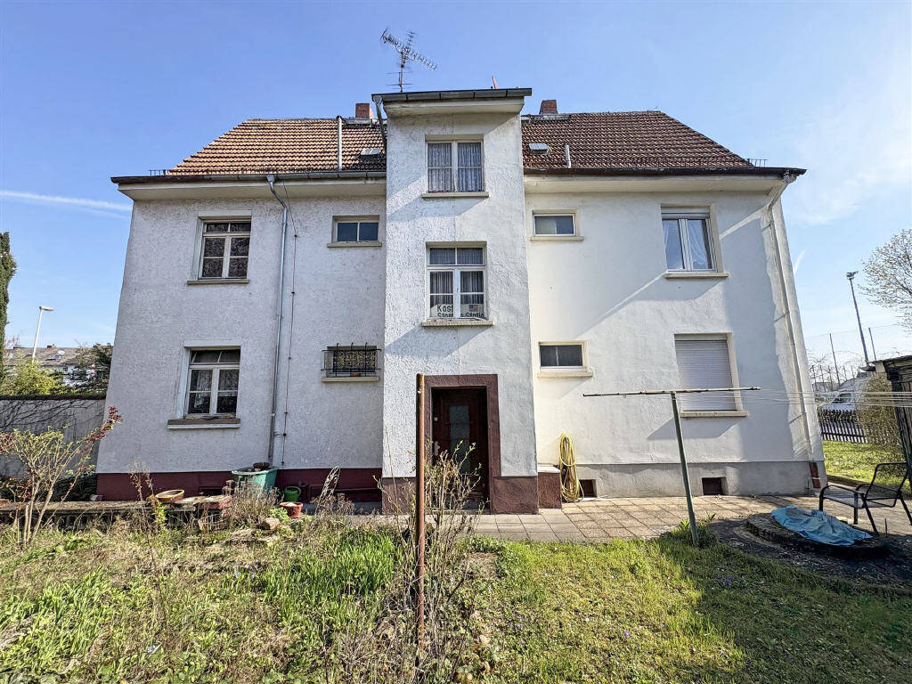 Investieren in zentraler Lage von Mainz-Kastel: Freistehendes 6 Familienhaus mit Süd-West-Garten – Wiesbaden – Vorschaubild 2