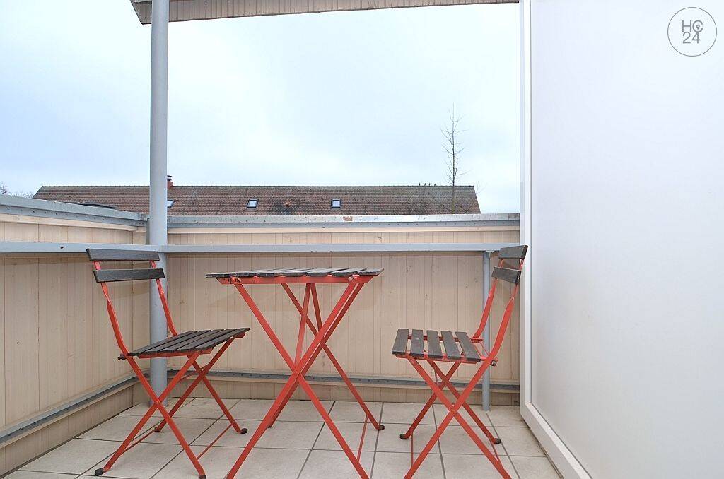 Modern möblierte 2-Zimmer-Wohnung mit Balkon und WLAN direkt in der Altstadt – Nürnberg – Vorschaubild 4