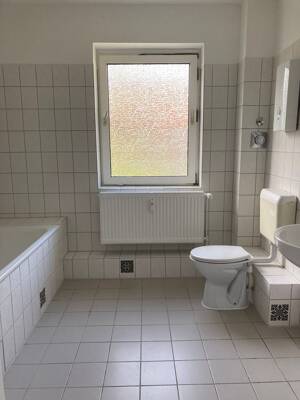 Zentral, urban, gut angebunden - moderne 3-Zimmerwohnung im Stadtkern (Musterbilder) – 38226 Salzgitter – Vorschaubild 5