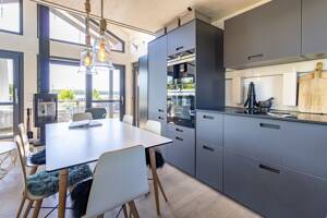 Design-Ferienhaus mit Sauna, Kamin & Wasserblick – 23570 Lübeck – Vorschaubild 6
