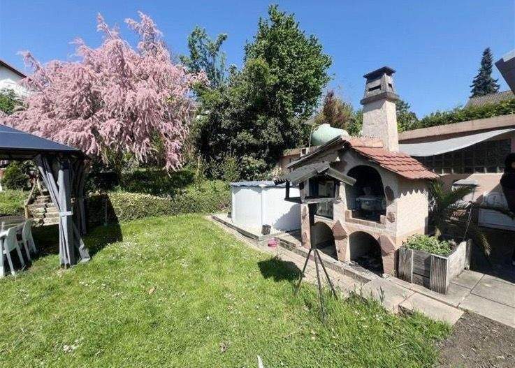 Ihr neues Zuhause: 3 Familien Wohnhaus mit Garten, Terrasse und vielseitigen Nutzungsmöglichkeiten – Kippenheim – Vorschaubild 6