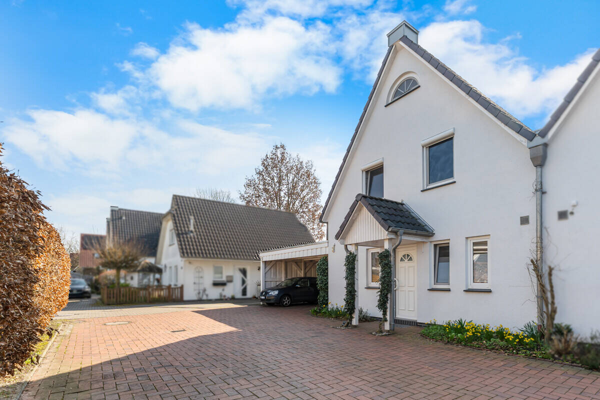 Attraktive Doppelhaushälfte mit durchdachtem Grundriss in Oldenburg – Oldenburg – Vorschaubild 2