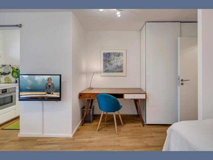 Möbliert: Modernes Apartment in günstiger Lage – München – Vorschaubild 3