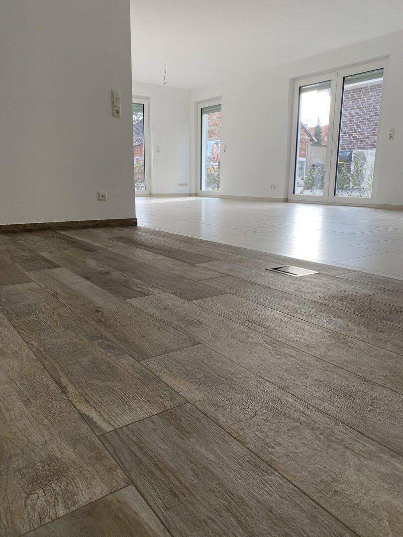 Neubau 2022 | 3,5-Zimmer-EG-Wohnung mit Garten, Terrasse & Aufzug in Hannover-Misburg – Hannover – Vorschaubild 2