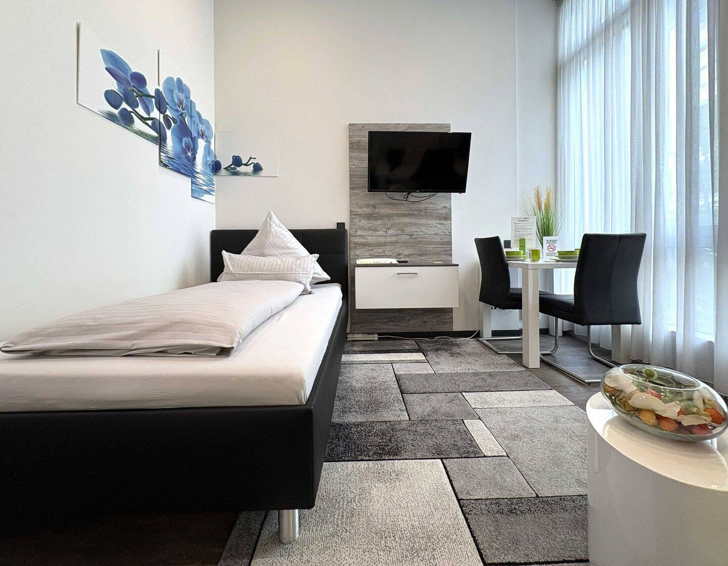 Bezugsbereite 1-Zimmer-Apartment, buchen, Koffer packen und wohlfühlen! AB Innenstadt