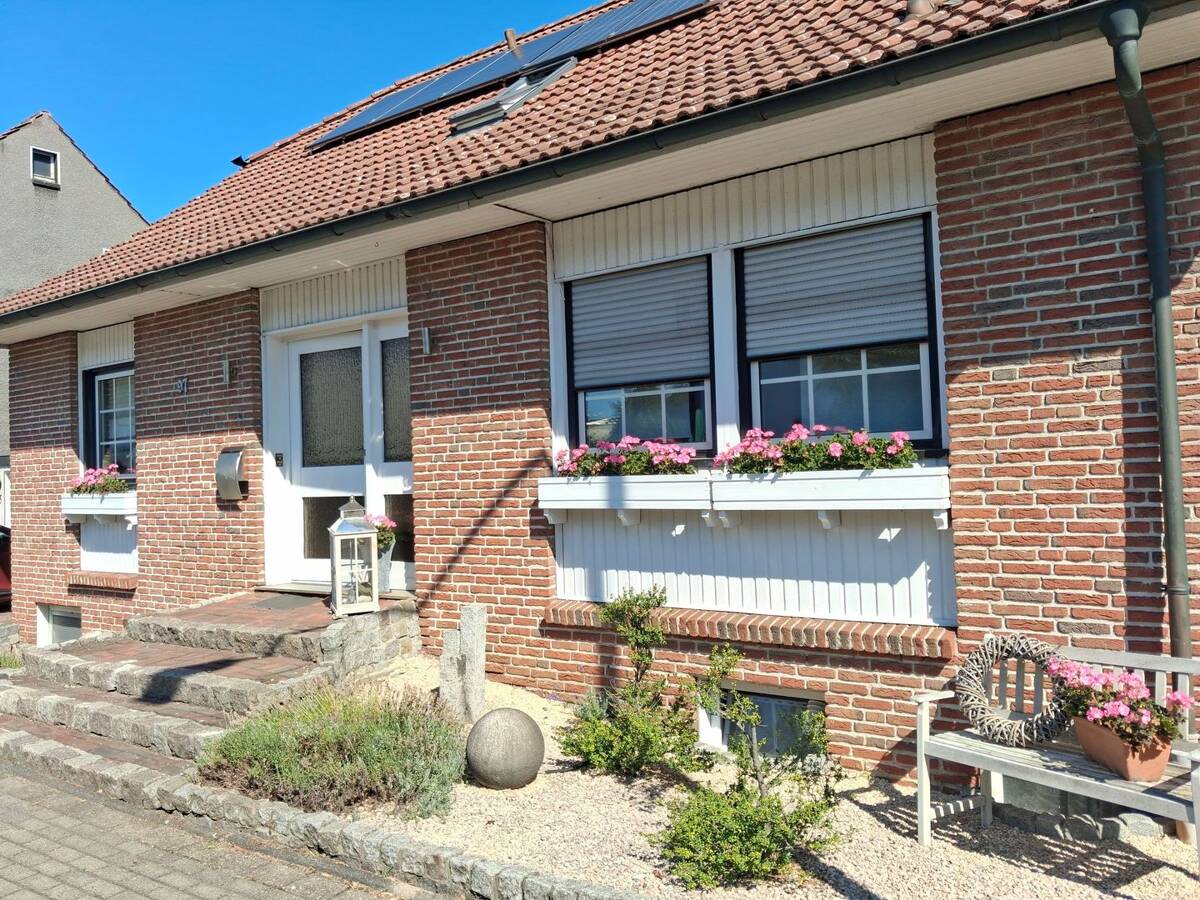 Dachgeschosswohnung Hamm- Selmigerheide – 59077 Hamm – Bild 1 von 8