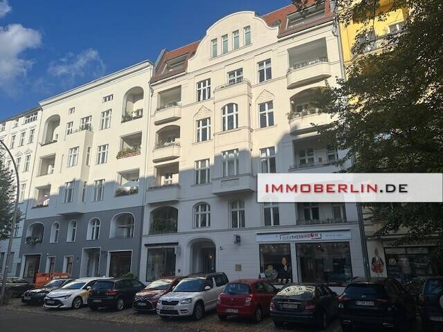 IMMOBERLIN.DE - Feine kernsanierte Stuck-Altbauwohnung mit Balkon & Lift nahe Savignyplatz – Berlin – Bild 1 von 9