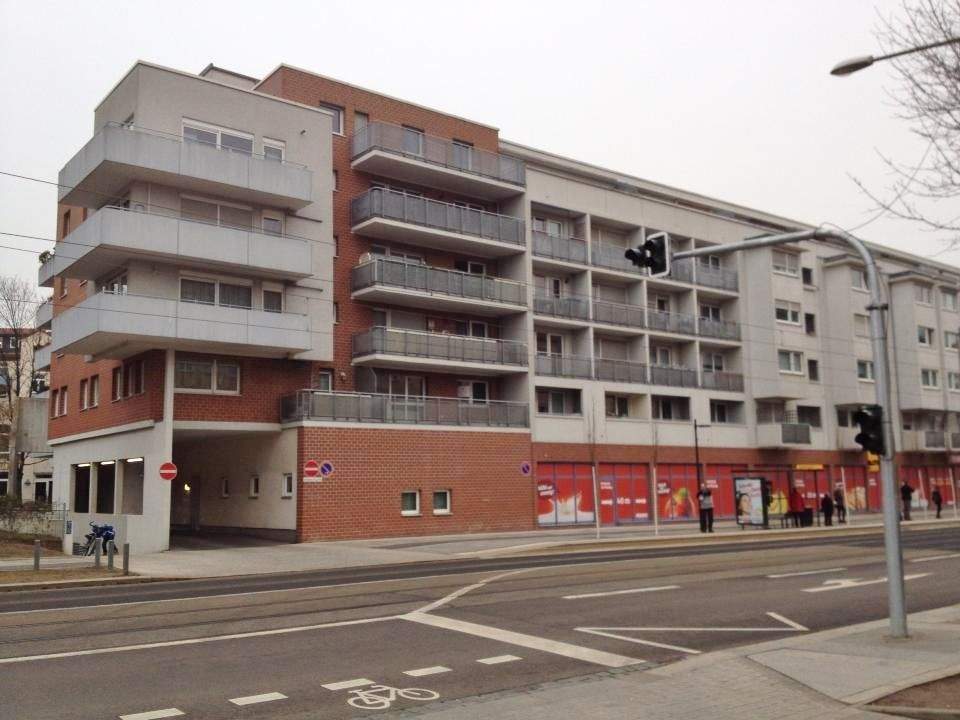 große 2-Raum-Wohnung mit riesigem Dach- Balkon