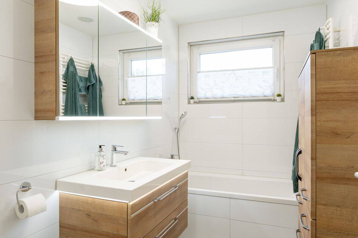 PREISREDUZIERUNG - letzte Chance: ca. 200 m² Wohn-/Nutzfläche - moderner, unterkellerter Bungalow – Berlin – Vorschaubild 5