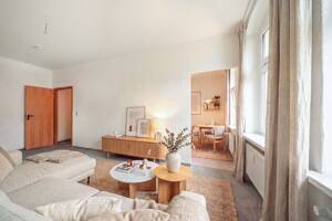 Wohnung mit Potenzial: Gefragtes 1-Zimmer-Apartment im ruhigen Gartenhaus bietet vielfältige Chancen – 12459 Berlin – Vorschaubild 2