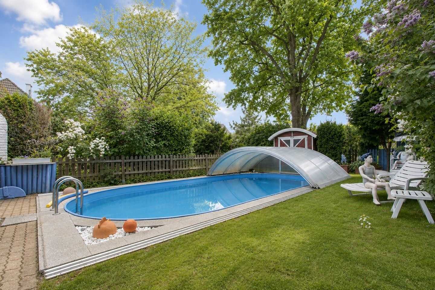 Doppelhaushälfte in Potsdam Eiche - Familienidylle mit Südgarten und Swimming Pool – Potsdam – Vorschaubild 2