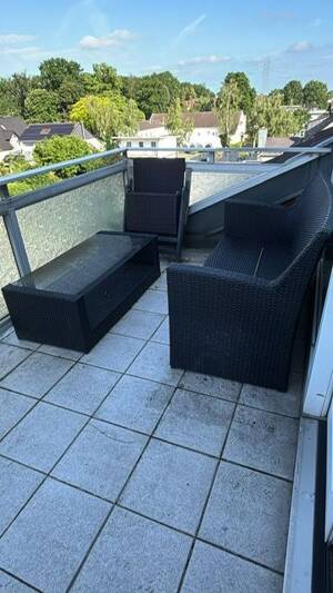 Voll möblierte 2-Zimmer-Dachgeschosswohnung mit Dachterrasse und PKW-Stellplatz in Köln-Pesch – optional mit Büro-/Hobbyfläche und Garten – 50767 Köln – Vorschaubild 9