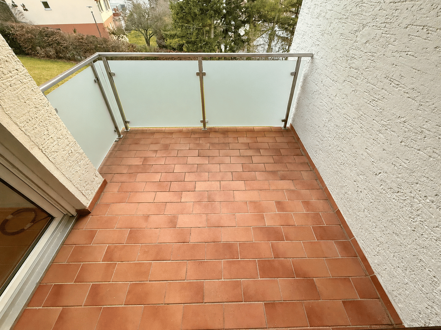 Ohne Provision & sofort bezugsfähig! Schöne 4-Zimmer-Wohnung mit netter Südwestloggia & ca. 86,6 qm im 1.Stock – Dietersheim – Vorschaubild 4