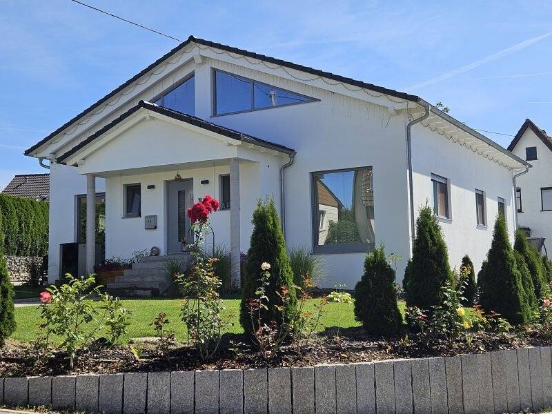 Große Familie? Wir haben die Lösung. – Oberndorf am Neckar – Bild 1 von 9