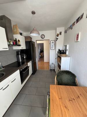 BEST OF ESCHERSHEIM: Gepflegtes Mehrfamilienhaus mit Balkonen und Garage -Erdgeschoß freiwerdend- – 60433 Frankfurt am Main – Vorschaubild 9