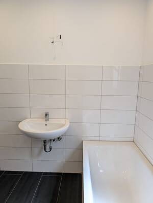 sofort einzugsbereite 3 Zimmer Wohnung mit modernem Badezimmer – 45883 Gelsenkirchen – Vorschaubild 7