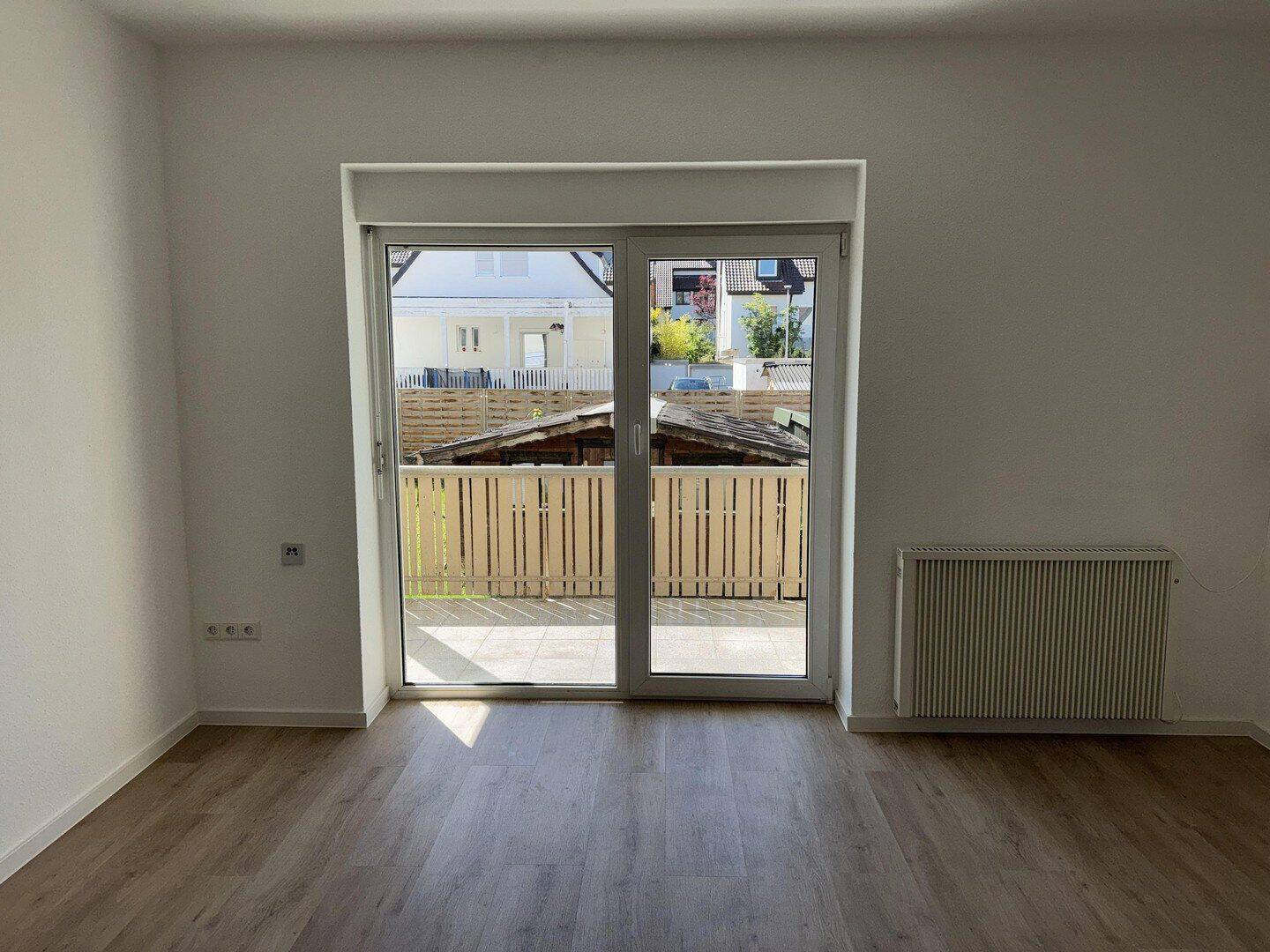 Eigener Garten! Wunderschöne, lichtdurchflutete 2-Zimmer-Wohnung mit Garten, Balkon und Stellplatz – Backnang – Vorschaubild 8