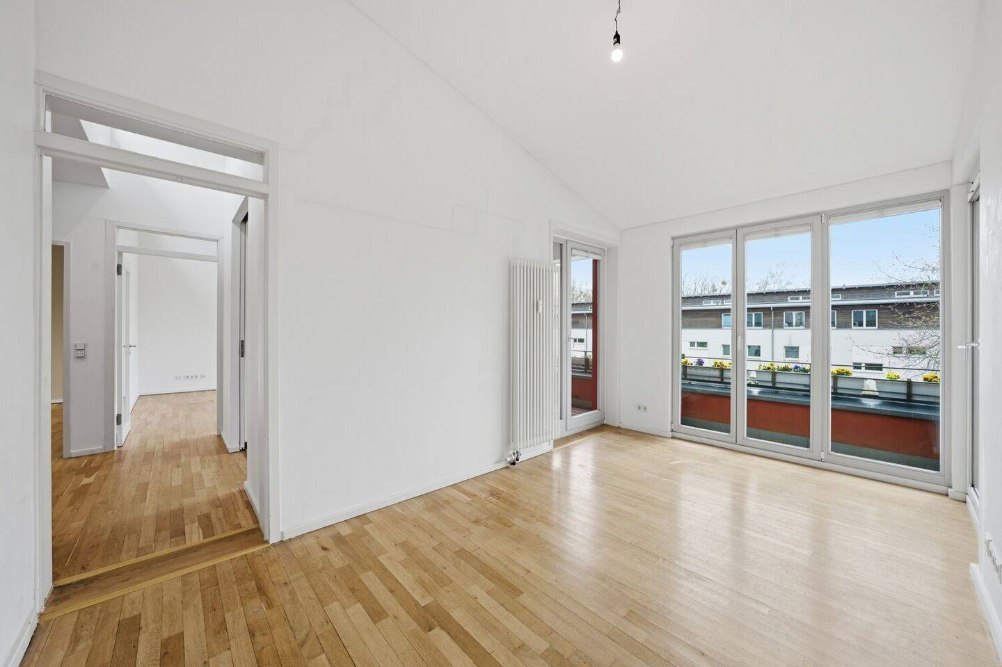Ruhig wohnen, großzügig leben - attraktive 5-Zimmer-Wohnung – Berlin – Vorschaubild 8