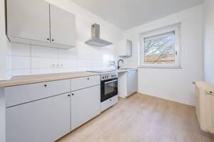 Schöne 4-Zimmer-Wohnung mit Balkon in ruhiger Lage – 22047 Hamburg – Vorschaubild 5