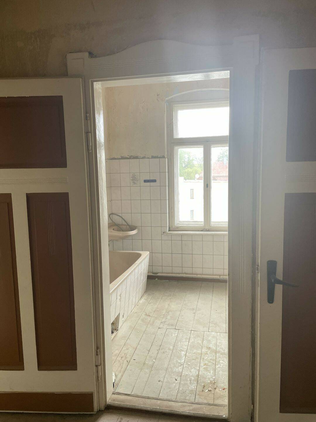Sanierungsbedürftiges Mehrfamilienhaus in der attraktiven Hochschulstadt Zittau. – Zittau – Vorschaubild 3