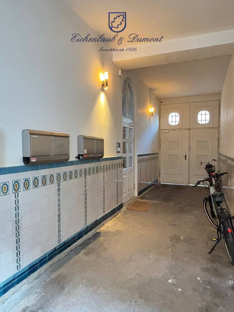 Gepflegte 4-ZKB Altbauwohnung mit Balkon im Regierungsviertel – Saarbrücken – Vorschaubild 2