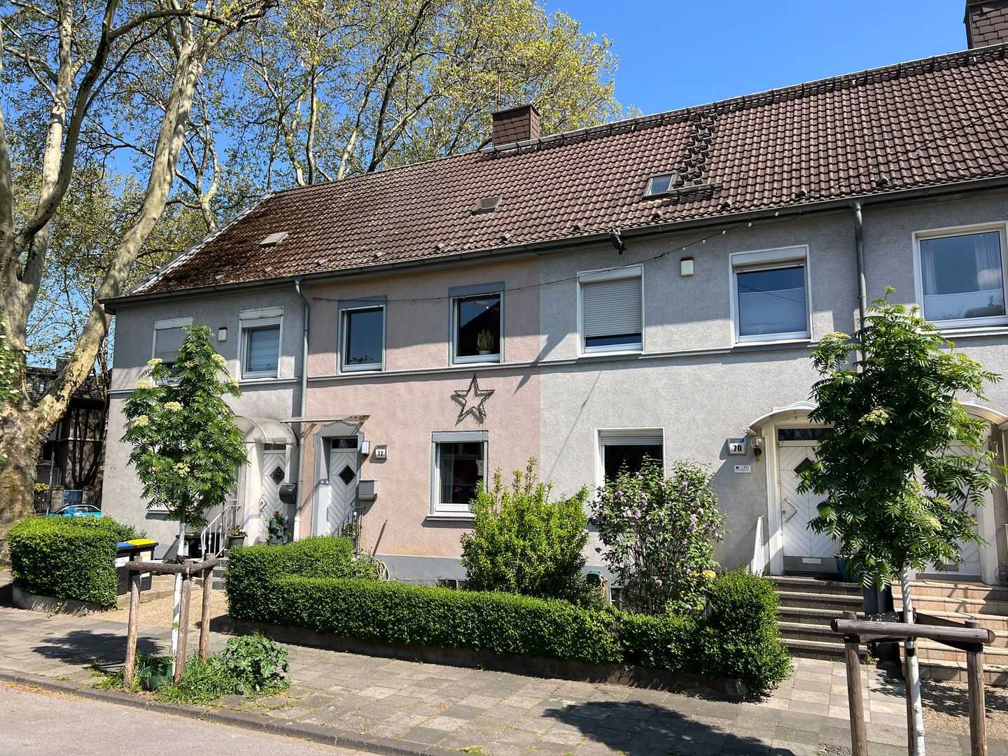 Charmantes Reihenhaus mit Garten & Sauna in Duisburg-Obermeiderich – Duisburg – Bild 1 von 5