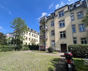 In perfekter Lage! - Vermietete 2-Zimmer-Wohnung mit Balkon und Stellplatz in Dresden-Striesen! – 1309 Dresden – Vorschaubild 5