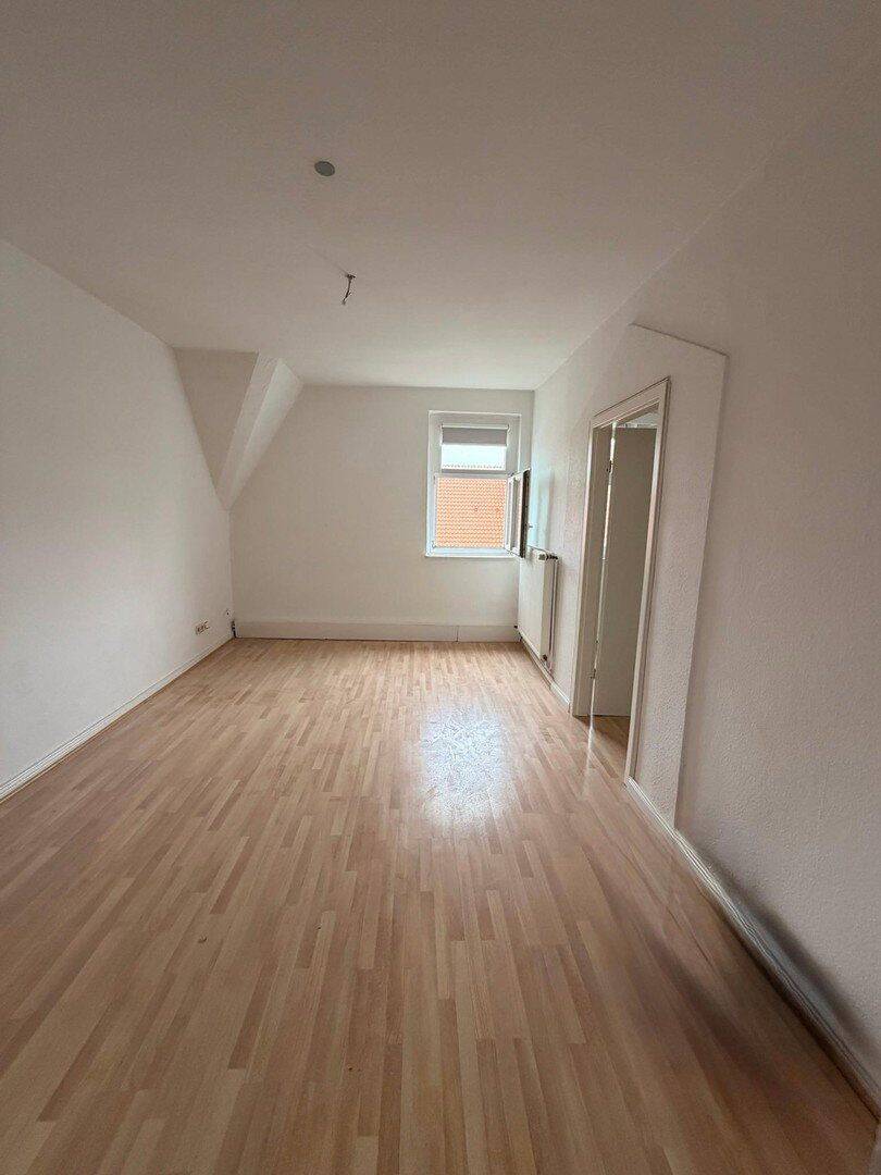 Schöne helle 3,5-Zimmer-Wohnung mit neuem Badezimmer in der Martinistraße - WG-geeignet – Osnabrück – Vorschaubild 3