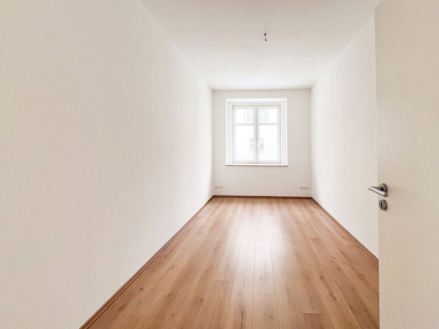 Freie Wohnung! Sanierung 2013, Balkon, Fußbodenheizung, Stellplatz – Leipzig – Vorschaubild 8