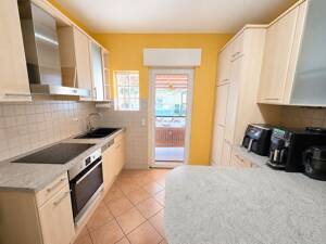 Charmante und sanierte Doppelhaushälfte mit Hinterhaus in guter Lage von Frankfurt-Sossenheim – 65936 Frankfurt am Main – Vorschaubild 6