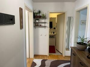 Brück Immobilien - Helle 2-Zi.-Eigentumswohnung mit Balkon - Ideale Kapitalanlage – 81737 München – Vorschaubild 4