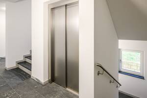 Helle Wohnung mit Aufzug, Balkon & zentrumsnaher Lage im Erstbezug – 7743 Jena – Vorschaubild 6