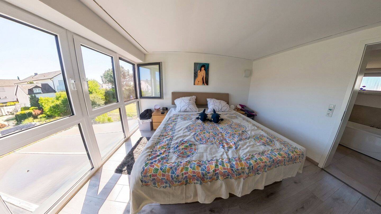 Modernisiertes Familienhaus mit Pool, Sauna, Smart Home & PV-Anlage – Beindersheim – Vorschaubild 4
