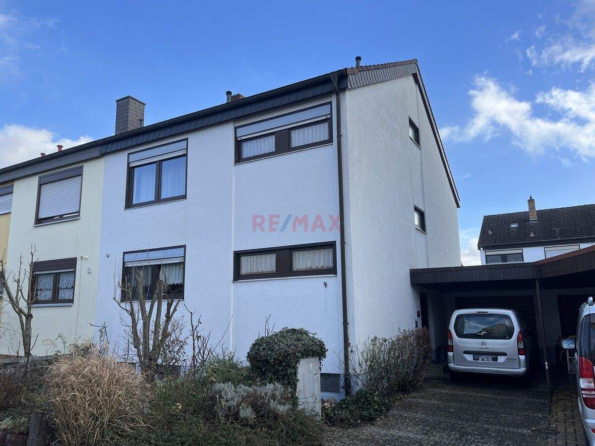 Großes Familiennest mit Garage und Extras! – Altrip – Bild 1 von 8