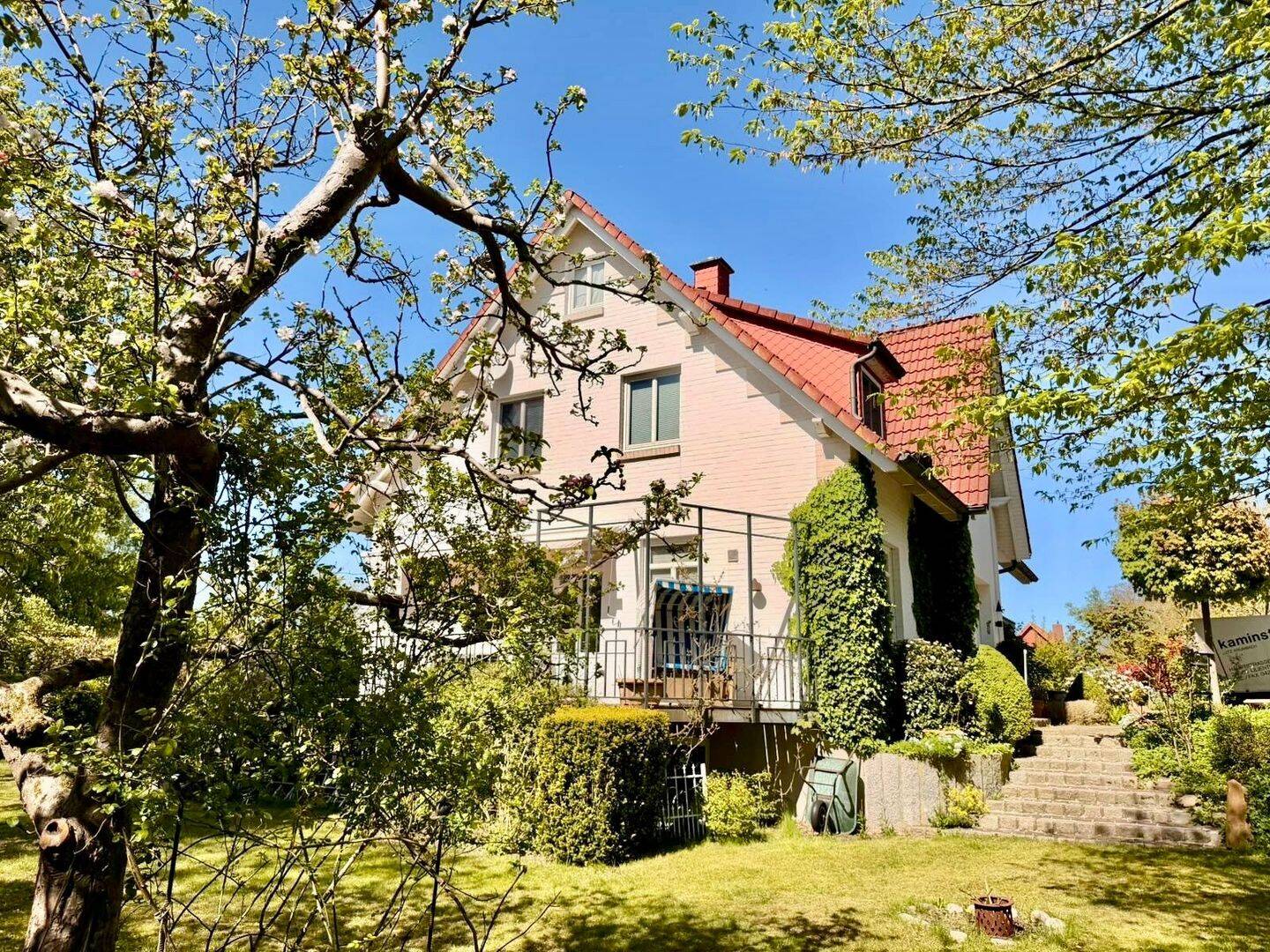Attraktives Friesenhaus in begehrter Lage von Bremen – Borgfeld – Bremen – Vorschaubild 3