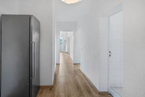 ??FREISTEHENDE WOHNUNG mit Balkon / Stellplatz / 3-4 Zimmer / gegen Gebot – 61350 Bad Homburg vor der Höhe – Vorschaubild 5
