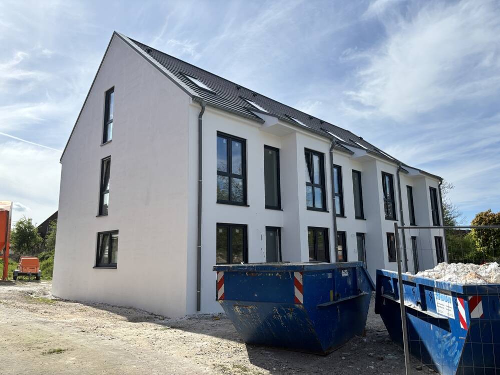 Neubau von drei Reihenhäusern vor den Toren der Kreisstadt – Stadthagen – Vorschaubild 3