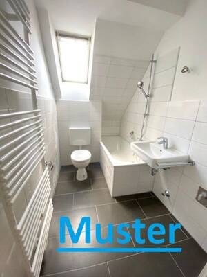 2-Zimmer-Wohnung im Dachgeschoss (Ohne Aufzug) - frisch saniert – 40227 Düsseldorf – Vorschaubild 3