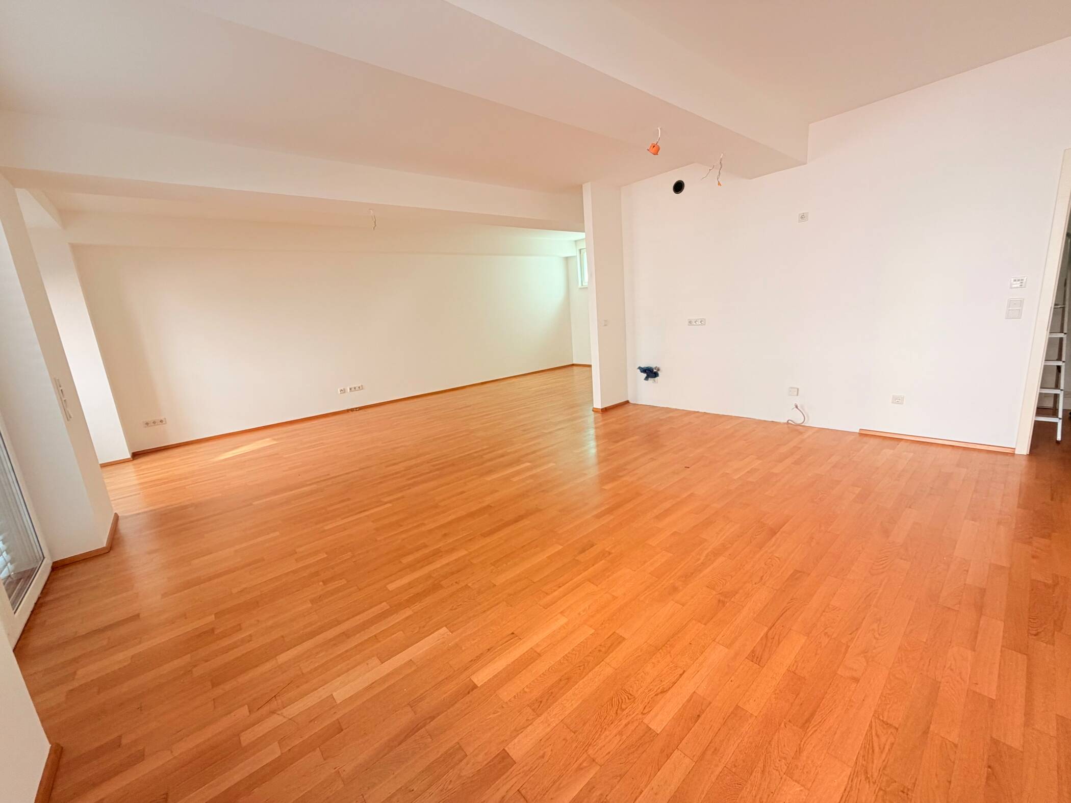 Wunderschönes Loft mit 114 qm auf zwei Ebenen – Würzburg – Vorschaubild 2