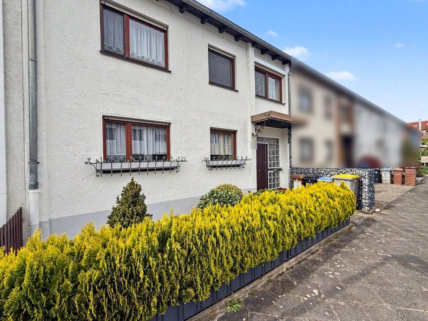 Charmantes Reihenmittelhaus mit Garten und Garage in ruhiger Lage von Rheinau-Casterfeld