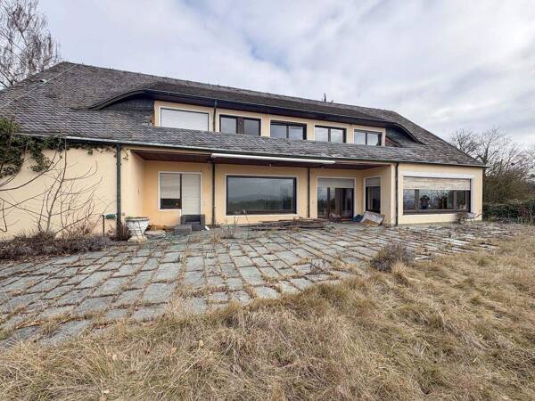 Villa in 56170 Bendorf mit 450 m² kaufen