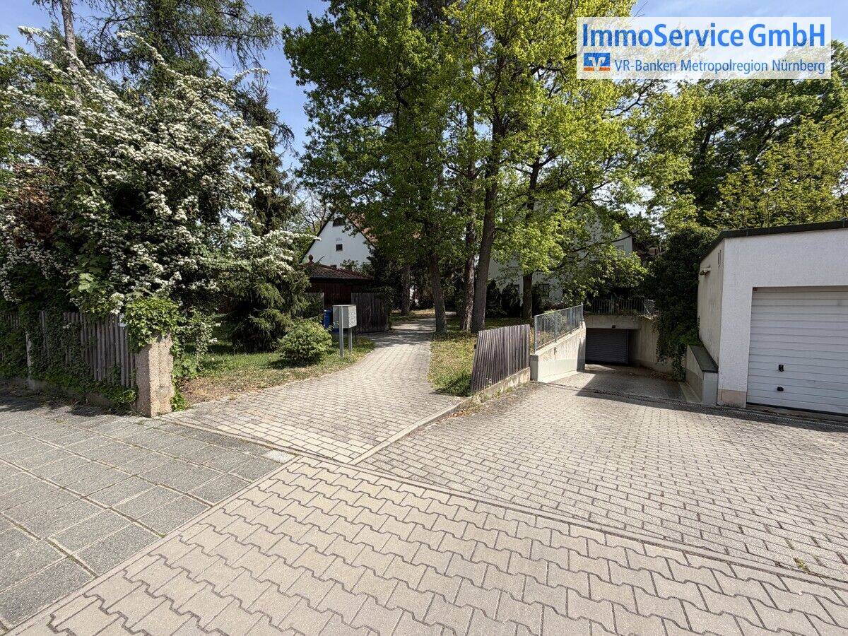 Ruhig gelegene 3-Zimmer-Eigentumswohnung mit Terrasse und Duplex-Stellplatz. – Nürnberg – Vorschaubild 8