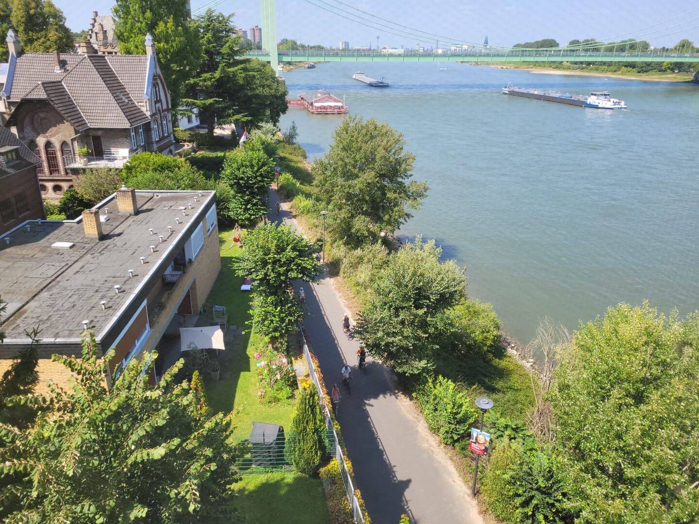 Großzügige Penthouse-Wohnung mit Wintergarten - erste Reihe Rheinufer – Köln – Vorschaubild 4
