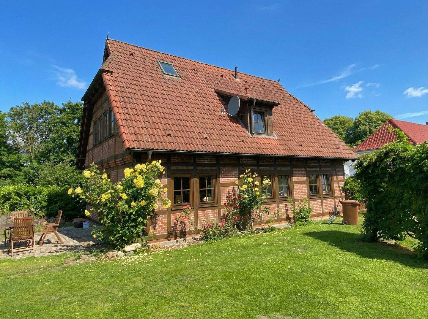 Charmantes Einfamilienhaus mit großzügigem Grundstück in Ostseenähe – Rostock – Vorschaubild 2