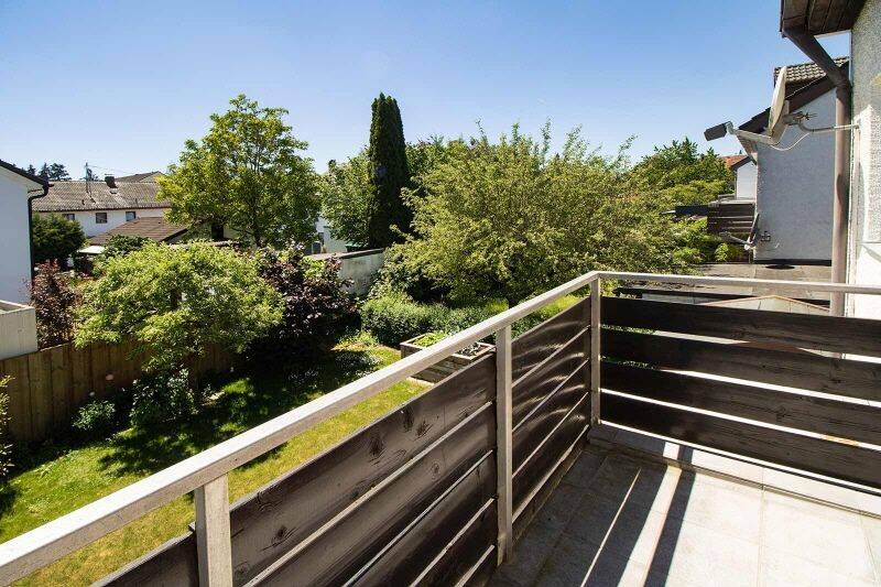 Zuhause für Familien - Klassische Doppelhaushälfte mit sonnigem Südgarten u. Einzelgarage – Neubiberg – Vorschaubild 8