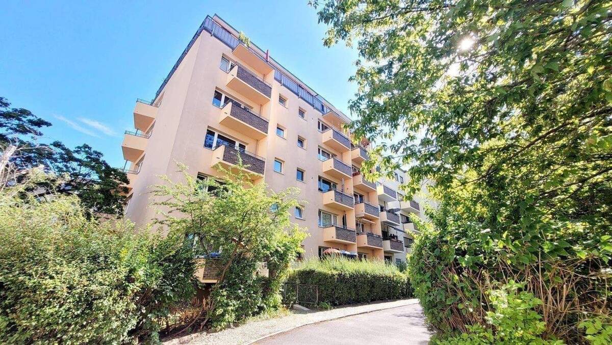 Vermietete 2,5 Zimmer Wohnung provisionsfrei in Berlin Tiergarten zu verkaufen – 10559 Berlin – Bild 1 von 6