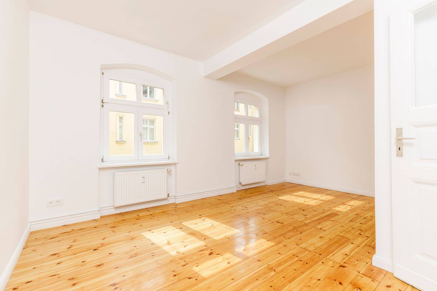 Charmante Altbauwohnung in begehrter Kiezlage von Prenzlauer Berg – Berlin – Vorschaubild 2