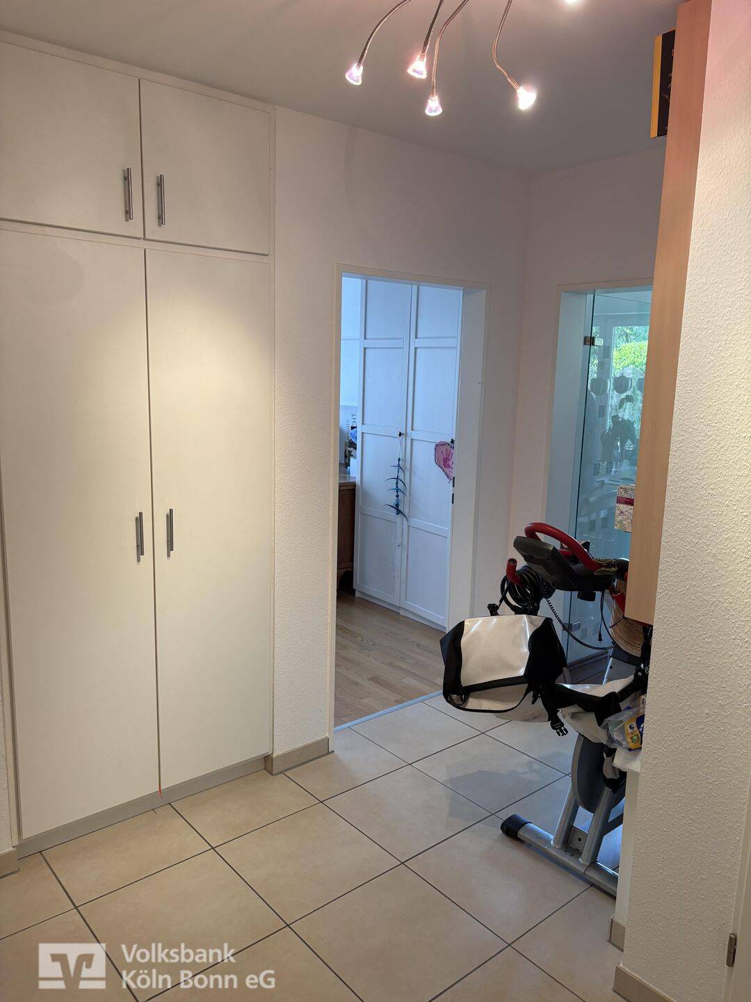 Troisdorf-Bergheim - sehr schöne und geräumige Erdgeschosswohnung mit riesigem Garten! – Troisdorf – Vorschaubild 3