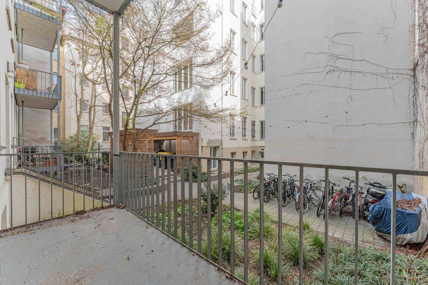 Charmante, bezugsfreie 1,5-Zimmer-Wohnung mit Balkon in bester Lage von Berlin-Mitte! Denkmalschutz – Berlin – Vorschaubild 9